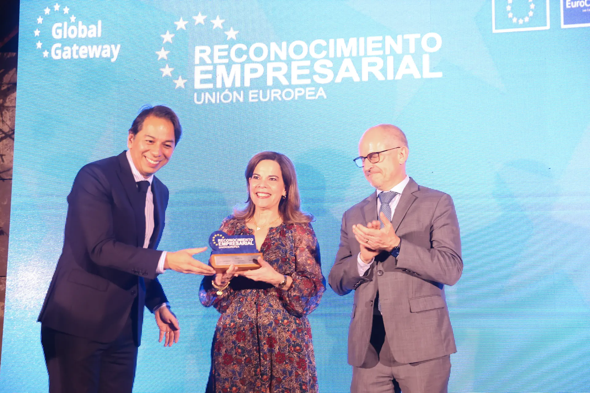 La Unión Europea reconoció a empresas por su compromiso con la sostenibilidad, la igualdad de oportunidades y la inclusión, destacando sus buenas prácticas para promover entornos laborales más responsables, diversos y accesibles. Foto: ANDINA/Melina Mejía
