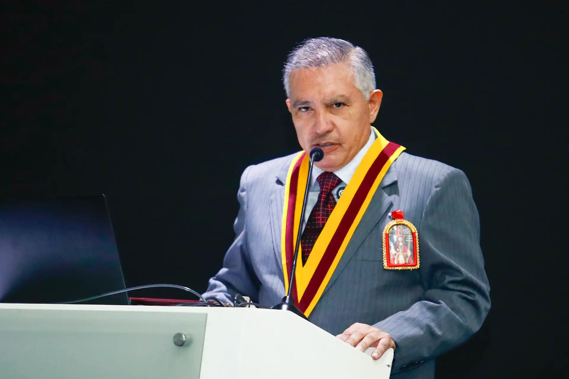 Felipe Juan Mantilla Gonzales, alcalde provincial del Santa, participó en la presentación oficial de la Festividad de San Pedrito y la Ruta Turística de San Pedrito, en el marco de celebrarse la Semana Cívica de Chimbote del 19 al 30 de junio de 2026. Foto: ANDINA/Daniel Bracamonte