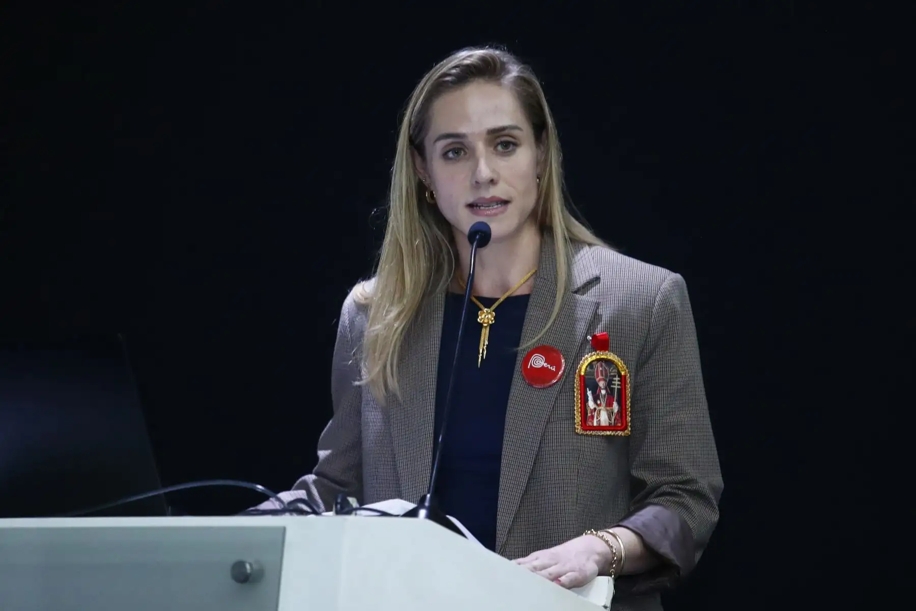 María del Sol Velásquez García, directora de Promoción de Turismo de Promperú, participó en la presentación oficial de la Festividad de San Pedrito y la Ruta Turística de San Pedrito, en el marco de celebrarse la Semana Cívica de Chimbote del 19 al 30 de junio de 2026. Foto: ANDINA/Daniel Bracamonte