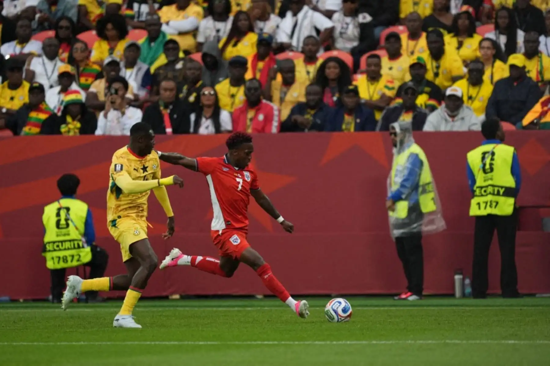 José Luis Rodríguez de Panamá en acción durante el partido de la primera fase del Grupo L de la Copa Mundial de la FIFA 2026 entre Ghana y Panamá. Foto: AFP