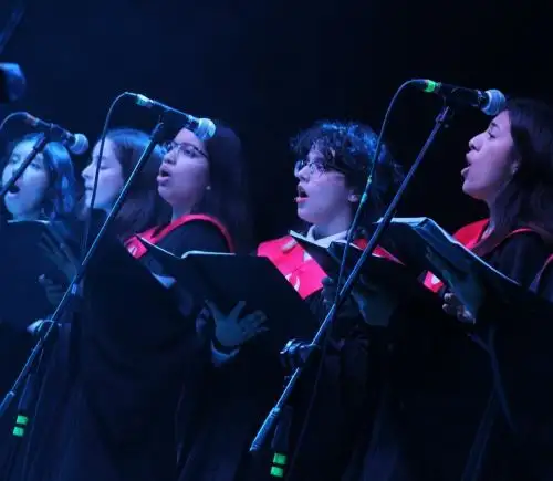 “Festival de elencos UPC” reúne a más de 100 estudiantes con música, danza e improvisación.