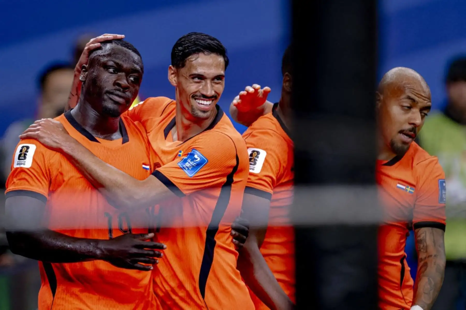 Jugadores de la selección de Países Bajos celebran el segundo gol de su equipo durante el partido contra Suecia en la Copa Mundial de 2026 en el NRG Stadium de Houston, Estados Unidos, el 20 de junio de 2026. Foto: NurPhoto / AFP