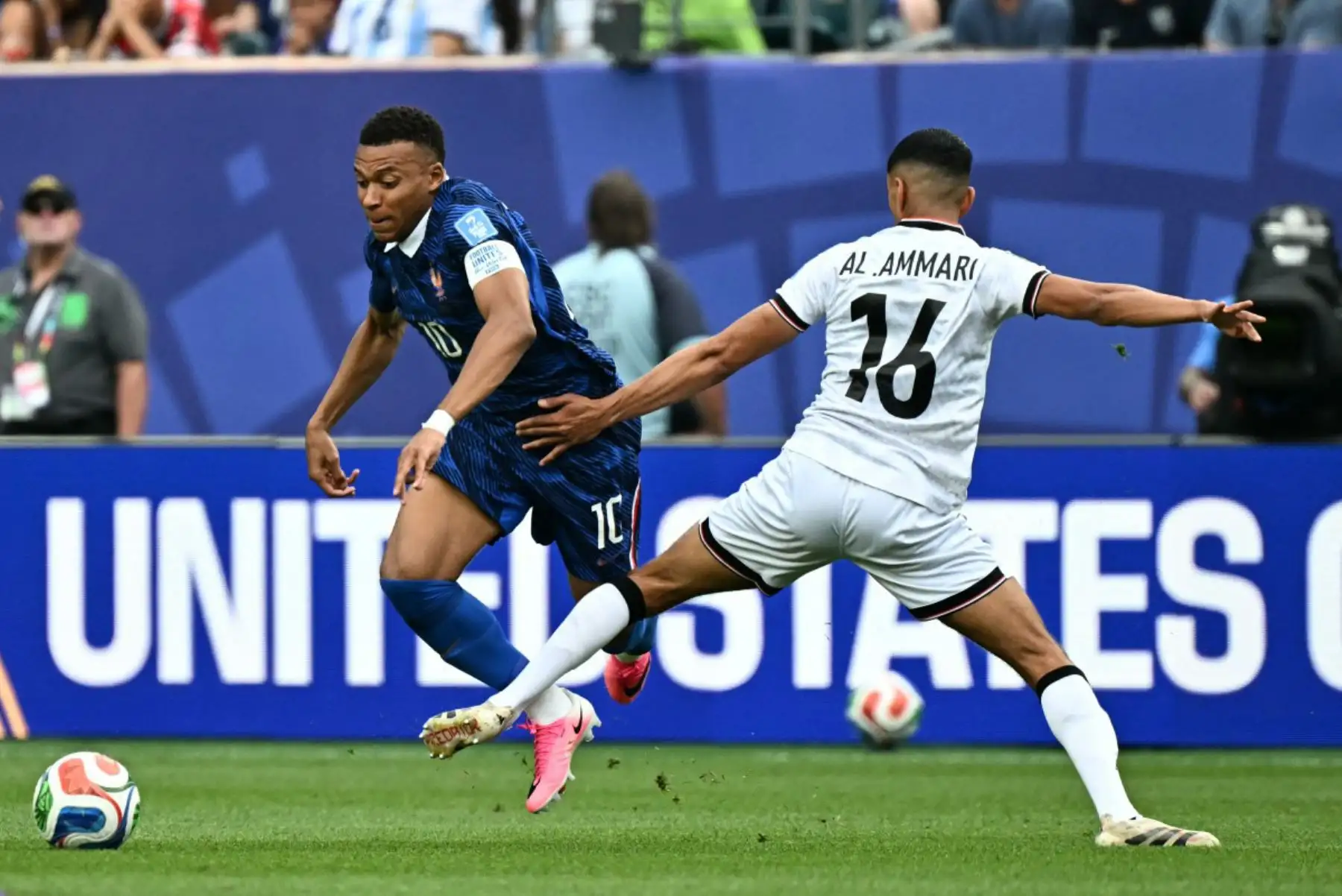 Francia vence 1-0 a Irak durante el primer tiempo del partido correspondiente al Grupo I del Mundial 2026. Kylian Mbappé anotó el gol a los 14 minutos y puso en ventaja al conjunto francés. Foto: ANDINA/AFP.