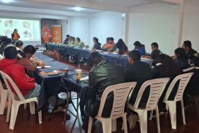 Indeci fortalece en Ayacucho capacidades del personal militar y entidades del Estado ante emergencias.