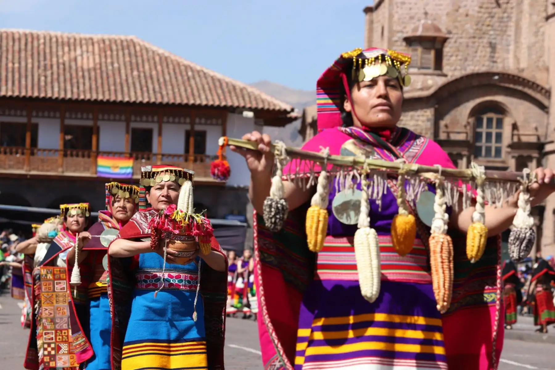 La escenificación del Inti Raymi hizo vibrar a cusqueños y visitantes que asistieron a sus tres escenarios. Foto: ANDINA/ Percy Hurtado Santillán