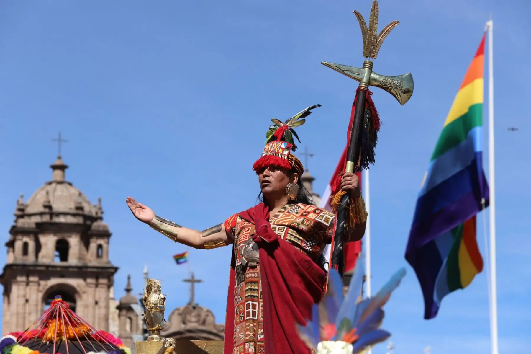 Cusqueños, cusqueñistas y visitantes que llegaron de distintas partes del mundo a la Ciudad del Cusco vibraron hoy con las escenificaciones del Inti Raymi en sus tres espacios sagrados. Foto: ANDINA/ Percy Hurtado Santillán