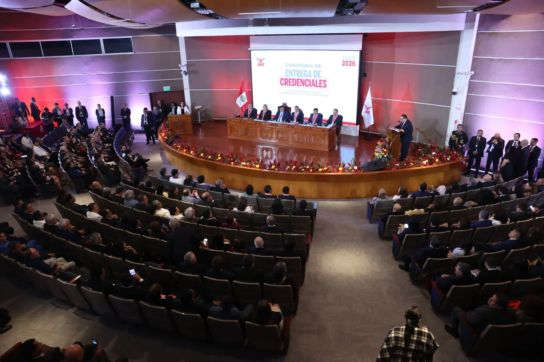 JNE entrega credenciales a senadores y parlamentarios andinos electos [En vivo]