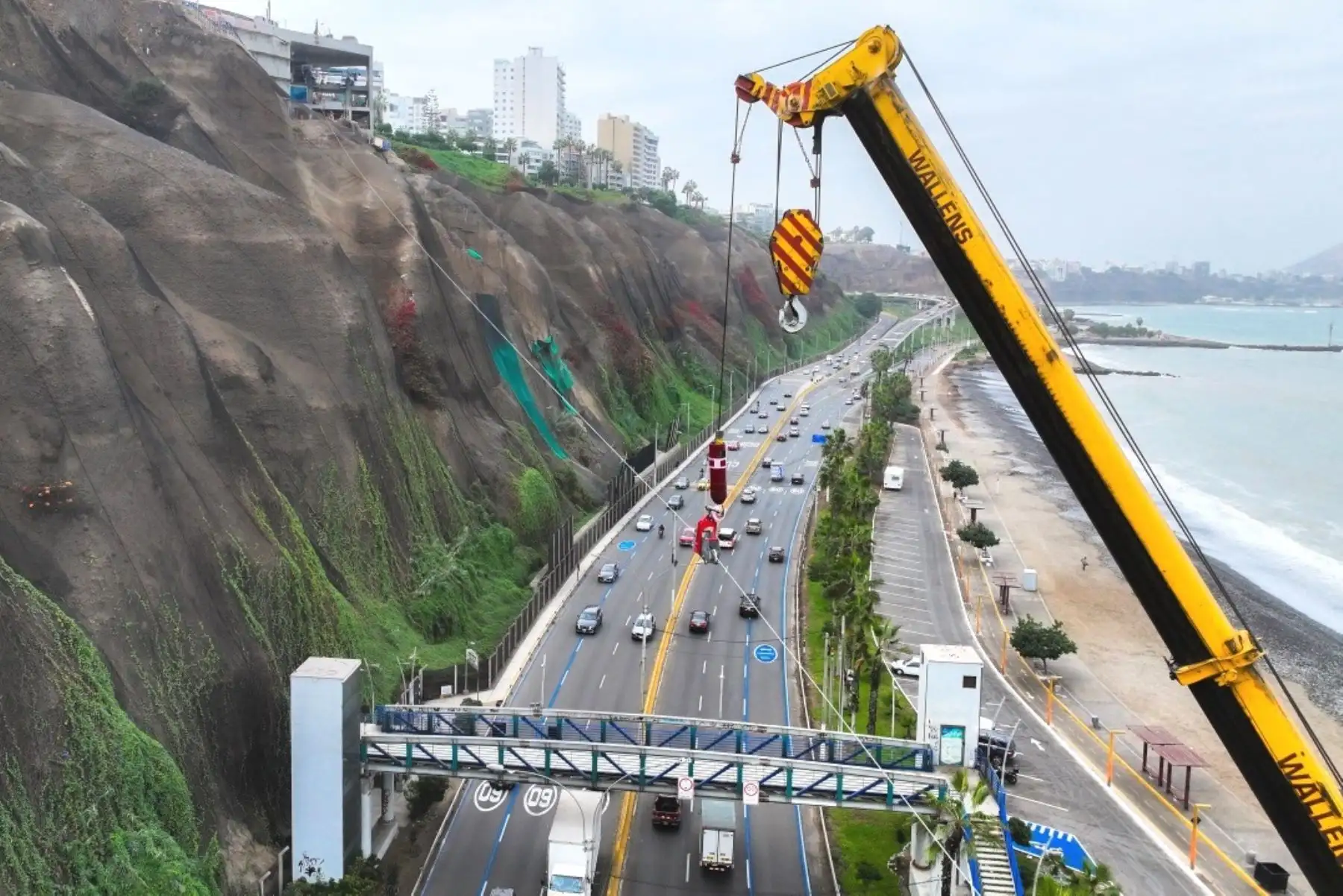 Teleférico de Miraflores comenzará operaciones en agosto tras pruebas técnicas