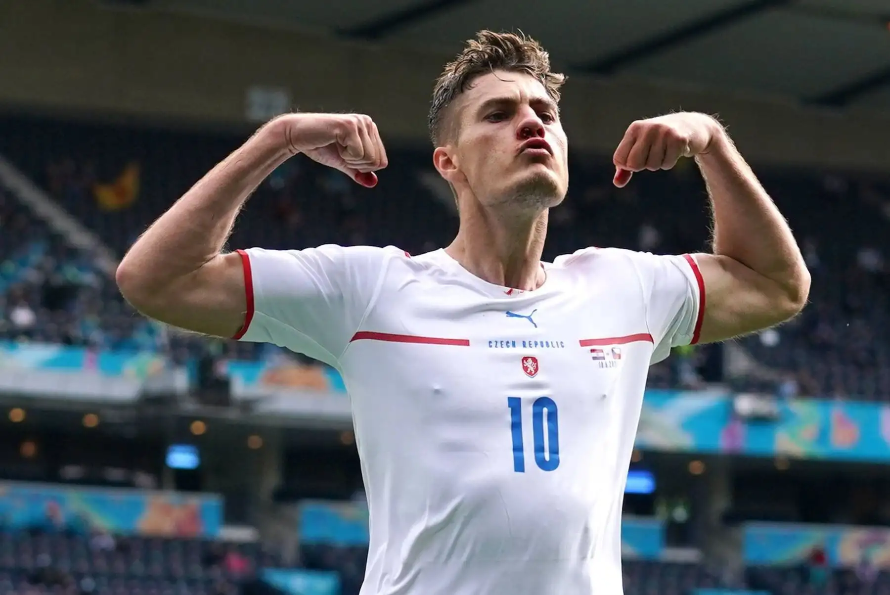 Patrik Schick se retira de la selección de República Checa tras el fiasco en el Mundial