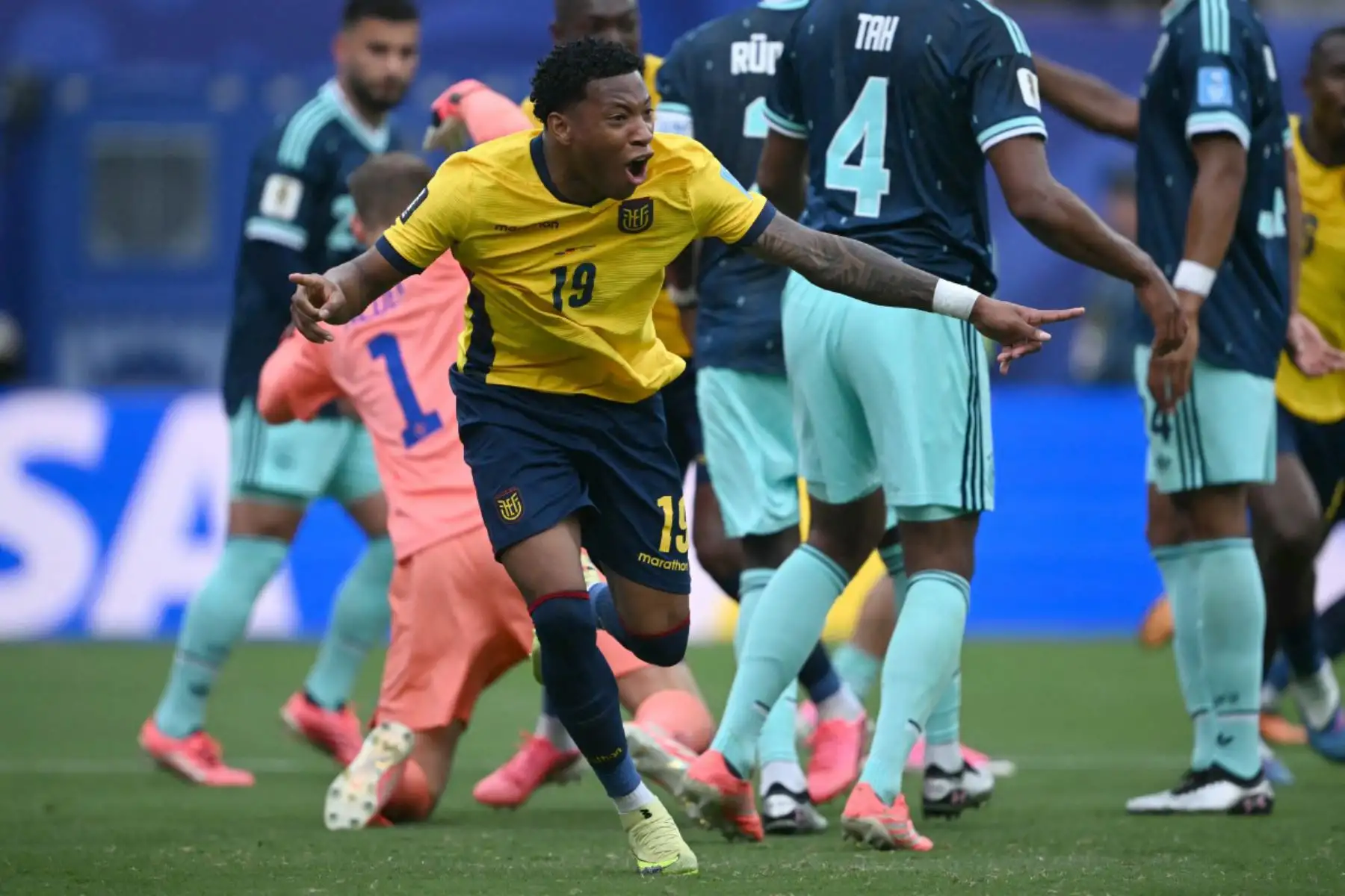 El centrocampista ecuatoriano, Gonzalo Plata, celebra el segundo gol de su equipo durante el partido de fútbol del Grupo E del Mundial 2026 entre Ecuador y Alemania en el estadio New York/New Jersey. Foto: ANDINA/AFP