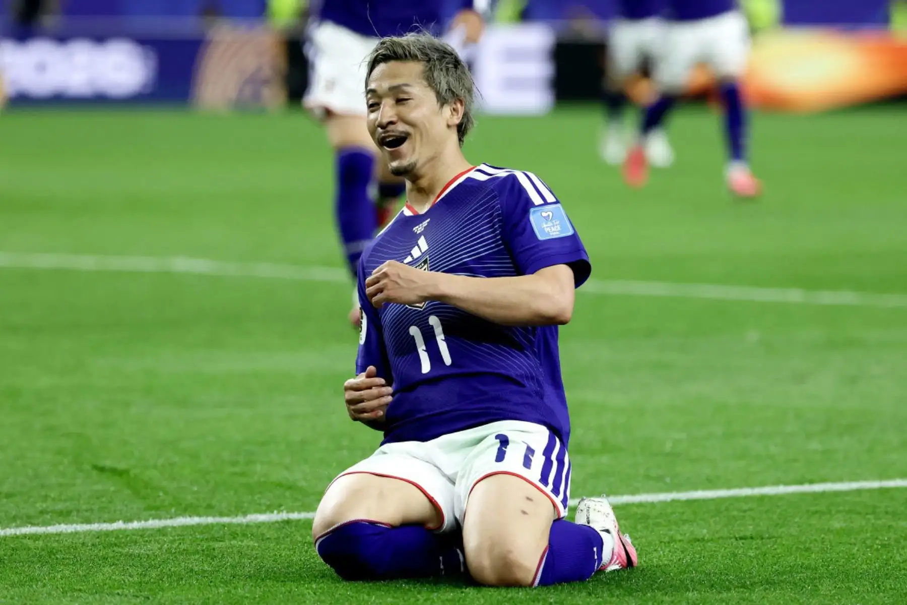 El delantero japonés Daizen Maeda, celebra el primer gol de su equipo durante el partido de fútbol del Grupo F del Mundial de 2026 entre Japón y Suecia en el estadio Dallas de Arlington. Foto: ANDINA/AFP