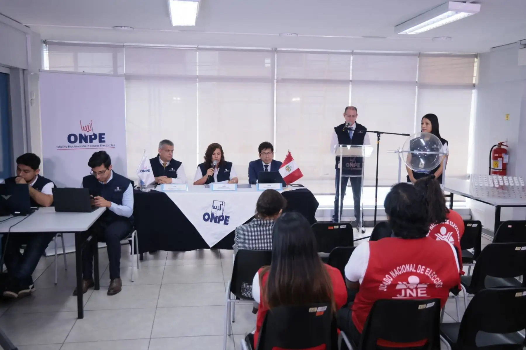 ONPE define orden de aparición de candidatos en franja electoral 2026