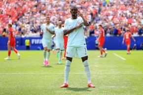 Ousmane Dembélé marcó 3 goles en el triunfo de Francia por 4-1 sobre Noruega.