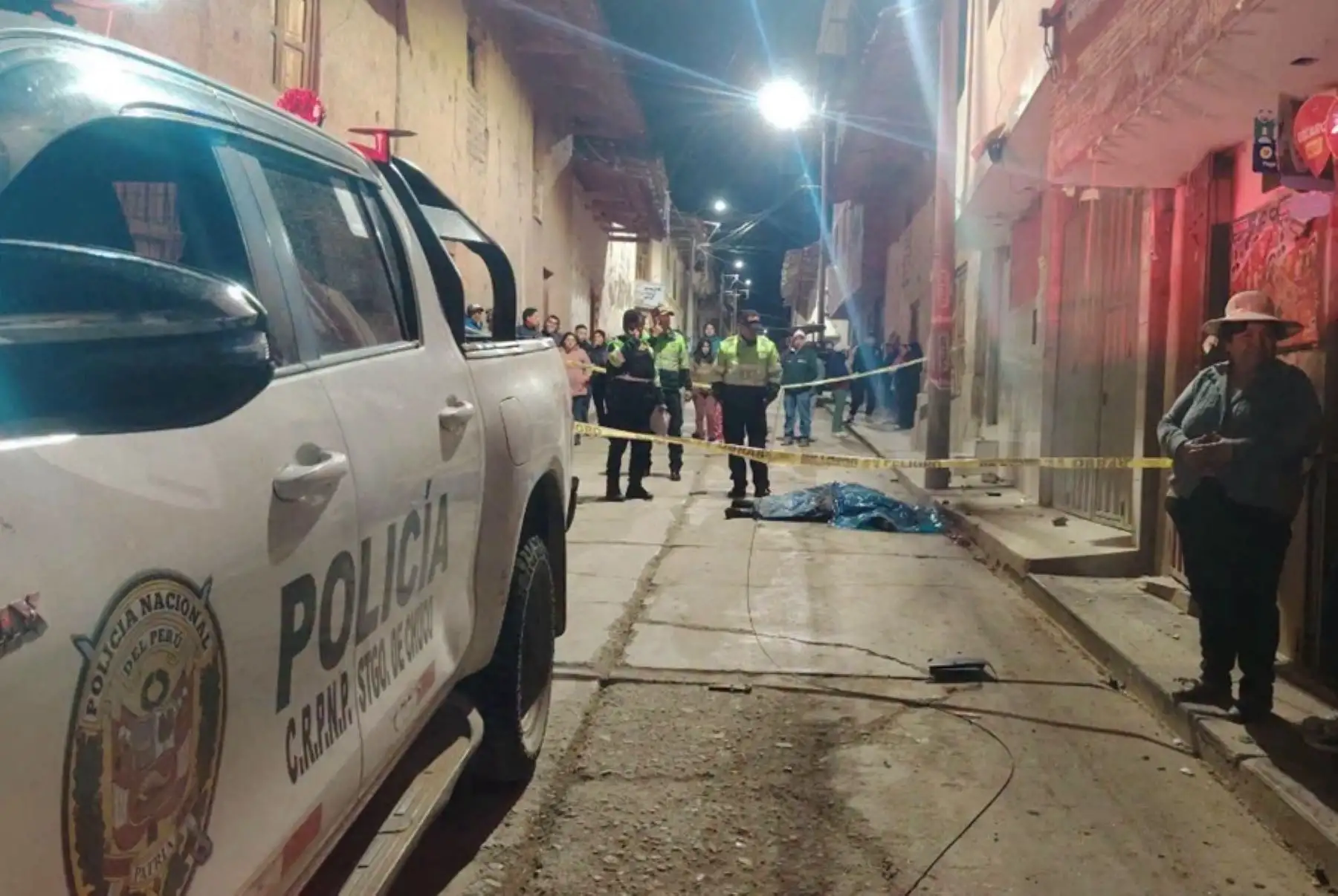 Trágico accidente en La Libertad: volquete se impacta contra viviendas