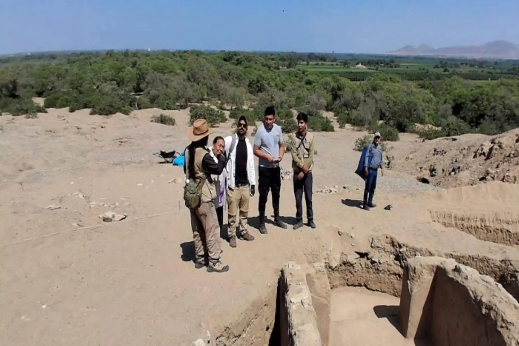 Huaqueros destruyen patrimonio prehispánico de 4,000 años en Lambayeque