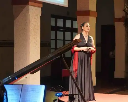 Inauguran temporada de "La Rondine" con "El Sueño de la Fenice"