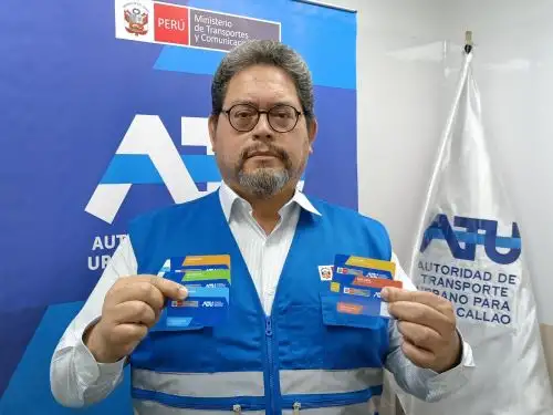Las Tarjetas Interoperables de Transportes serán diferenciadas para escolares, policías, entre otros. Foto: Ronny Isla