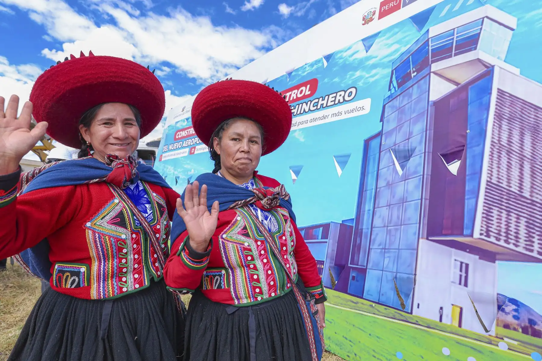 El Ministerio de Transportes y Comunicaciones anunció el inicio de las actividades preliminares para la construcción de la torre de control del Aeropuerto Internacional de Chinchero, una de las infraestructuras estratégicas que formarán parte del futuro terminal aéreo destinado a fortalecer la conectividad nacional e internacional del Cusco. Foto: MTC
