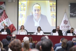 Presentación del exminstro de Economía y Finanzas, Luis Carranza Ugarte sobre crecimiento y desigualdad. ANDINA/Melina Mejía