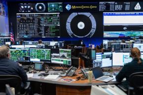 
La transmisión 4K enviada por láser desde Orion, recibida en Australia, procesada en Estados Unidos y distribuida a millones de dispositivos, marcó un avance tecnológico clave para las comunicaciones espaciales.  Foto: NASA