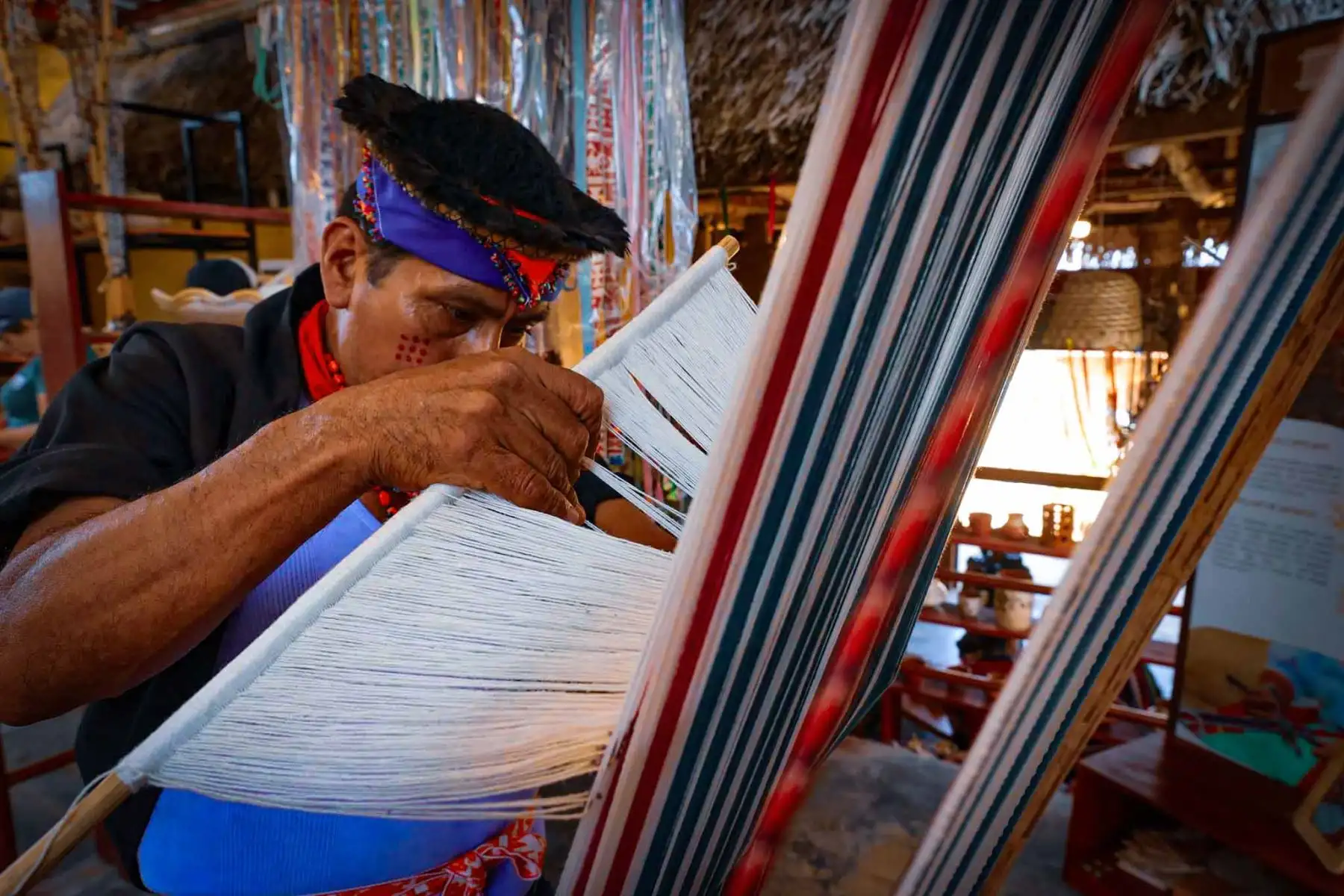 Tejidos, cerámicas y trabajos elaborados a mano forman parte del patrimonio artesanal que identifica a la ciudad de Lamas, en la región San Martín. Foto: ANDINA/ Carlos Américo Lezama Villantoy