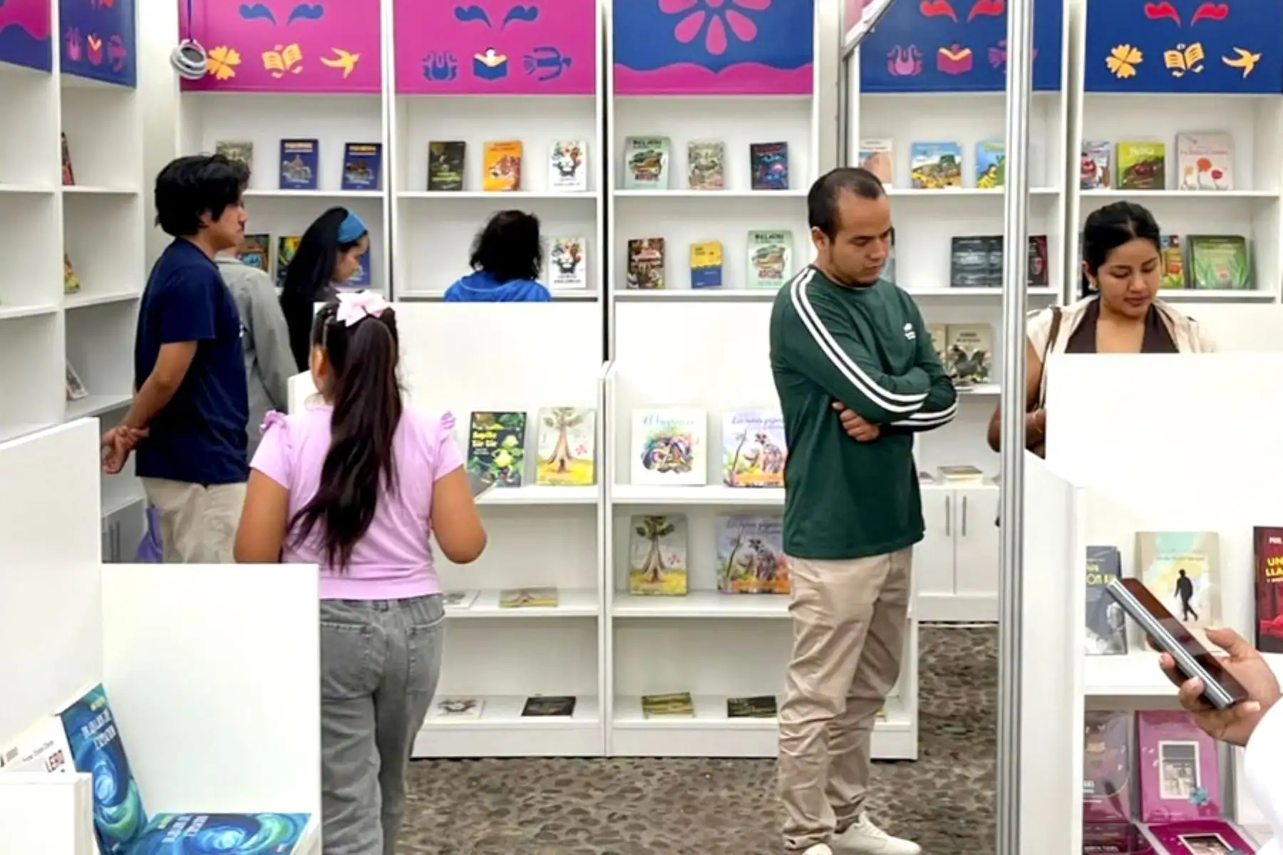 Actividad, además de promover la oferta editorial, ofreció herrramientas para la promoción de la lectura y el libro en las aulas.