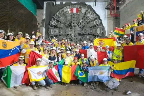 Tuneladora Delia culmina perforación del túnel de la Línea 2 del Metro