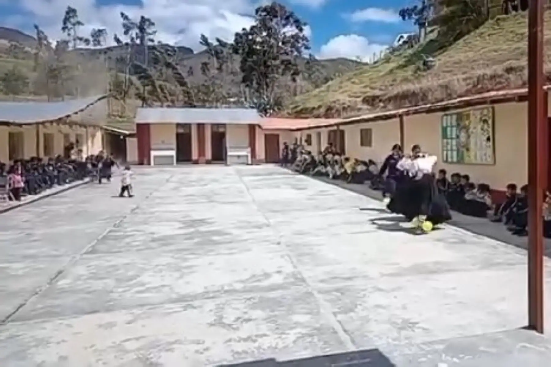 Fuertes vientos dañan infraestructura escolar en Kañaris, Lambayeque