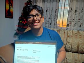 Alejandro viajará a Estados Unidos para iniciar sus estudios en Dartmouth College con una subvención completa de Beca Cometa. Foto: Difusión