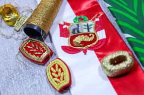 El pedido de la confección de la banda presidencial fue realizado por la Oficialía Mayor del Congreso de la República con la finalidad de que la presidenta electa lo use en la ceremonia prevista para el martes 28 de julio. Foto: ANDINA/Ricardo Cuba