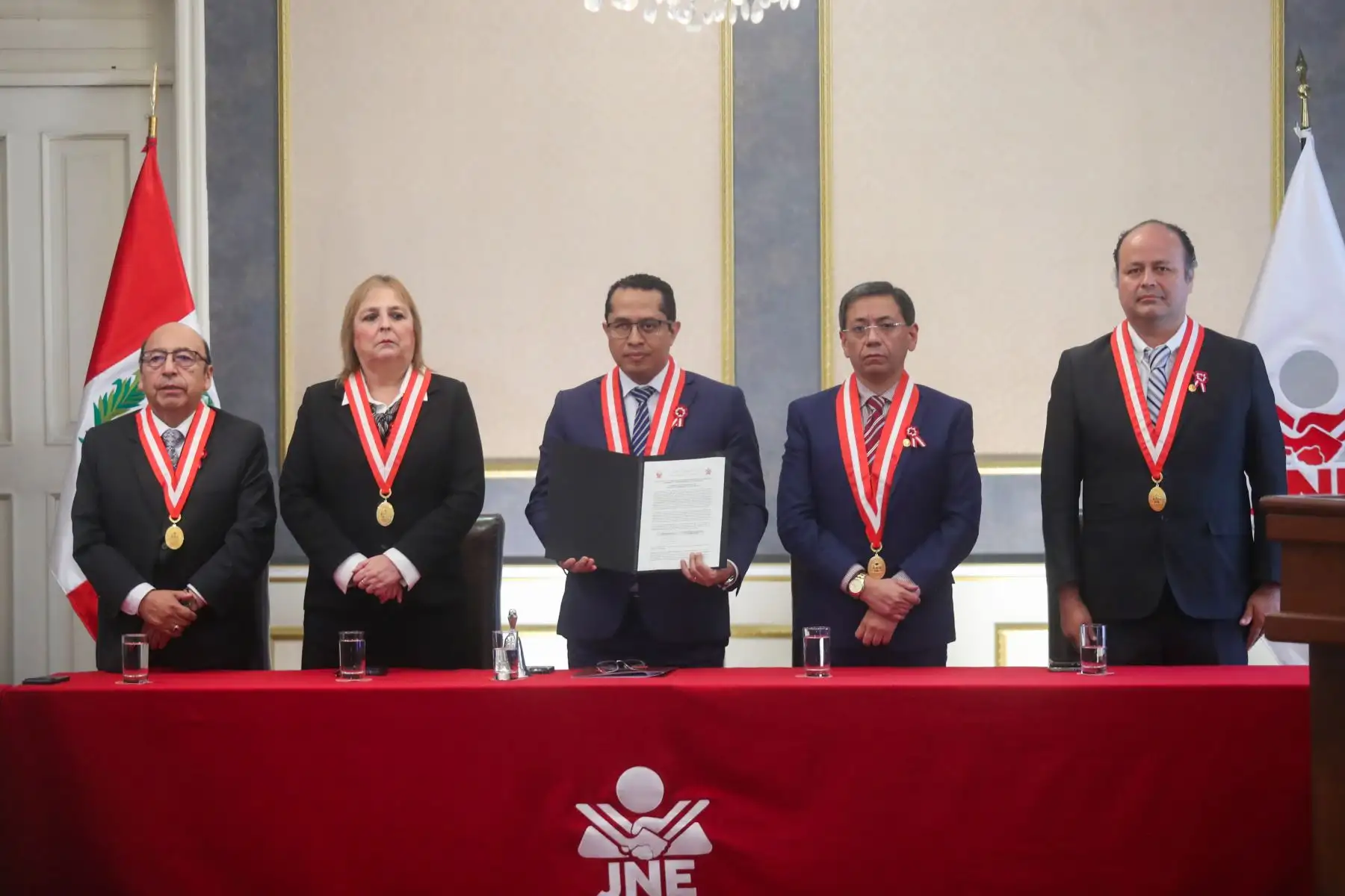 El Jurado Nacional de Elecciones realiza la proclamación general de los resultados de la segunda vuelta presidencial 2026, proceso electoral desarrollado el 7 de junio. La actividad forma parte de la oficialización de los resultados de los comicios. Foto: ANDINA/Ricardo Cuba.