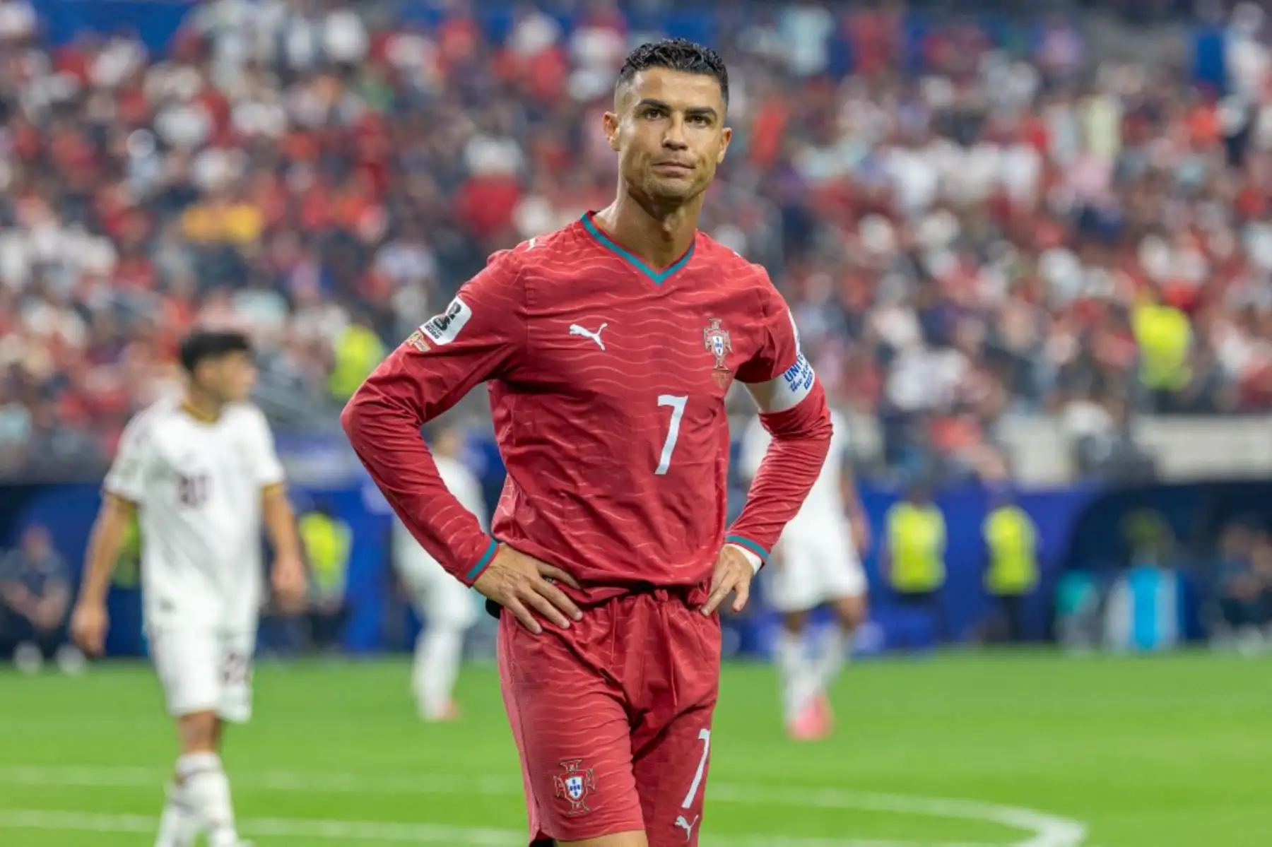 España venció 1-0 a Portugal con gol de Mikel Merino en los descuentos y avanzó a cuartos de final del Mundial 2026. El resultado deja fuera a Cristiano Ronaldo, leyenda deportiva, en el que sería su último partido mundialista tras convertirse en el primer futbolista en anotar en seis ediciones del torneo. Foto: ANDINA/AFP