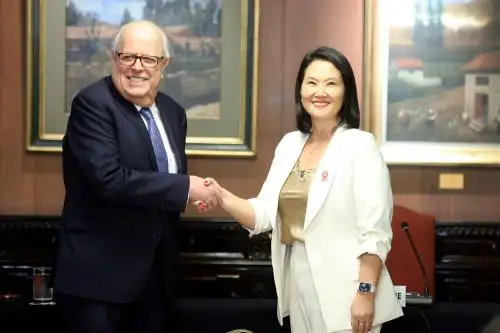 Julio Velarde acepta continuar en el BCR a pedido de la presidenta electa, Keiko Fujimori