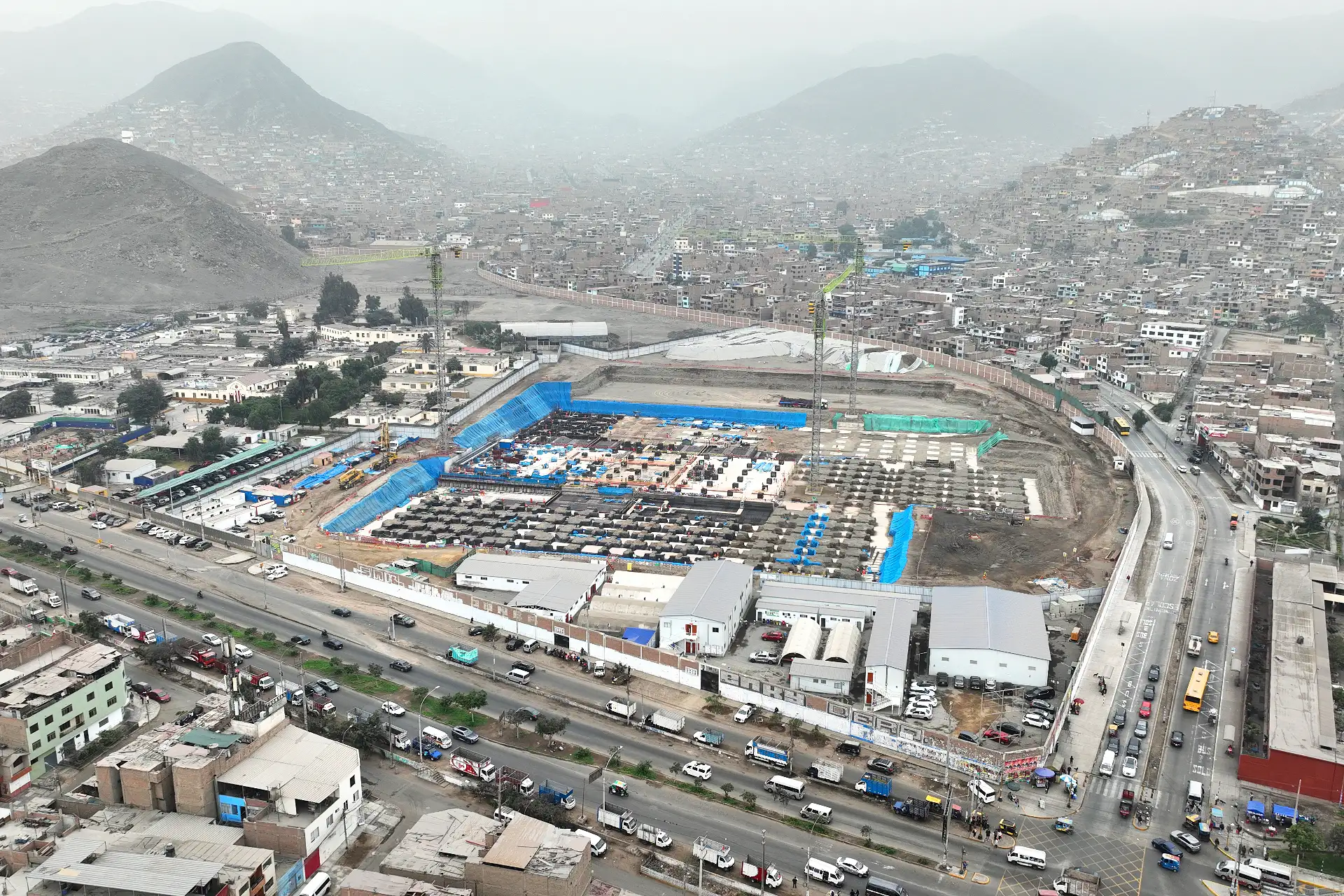 El nuevo Hospital Sergio Bernales, conocido como "Collique", contará con más de 69,000 metros cuadrados de área construida. Fotos: Ministerio de Salud