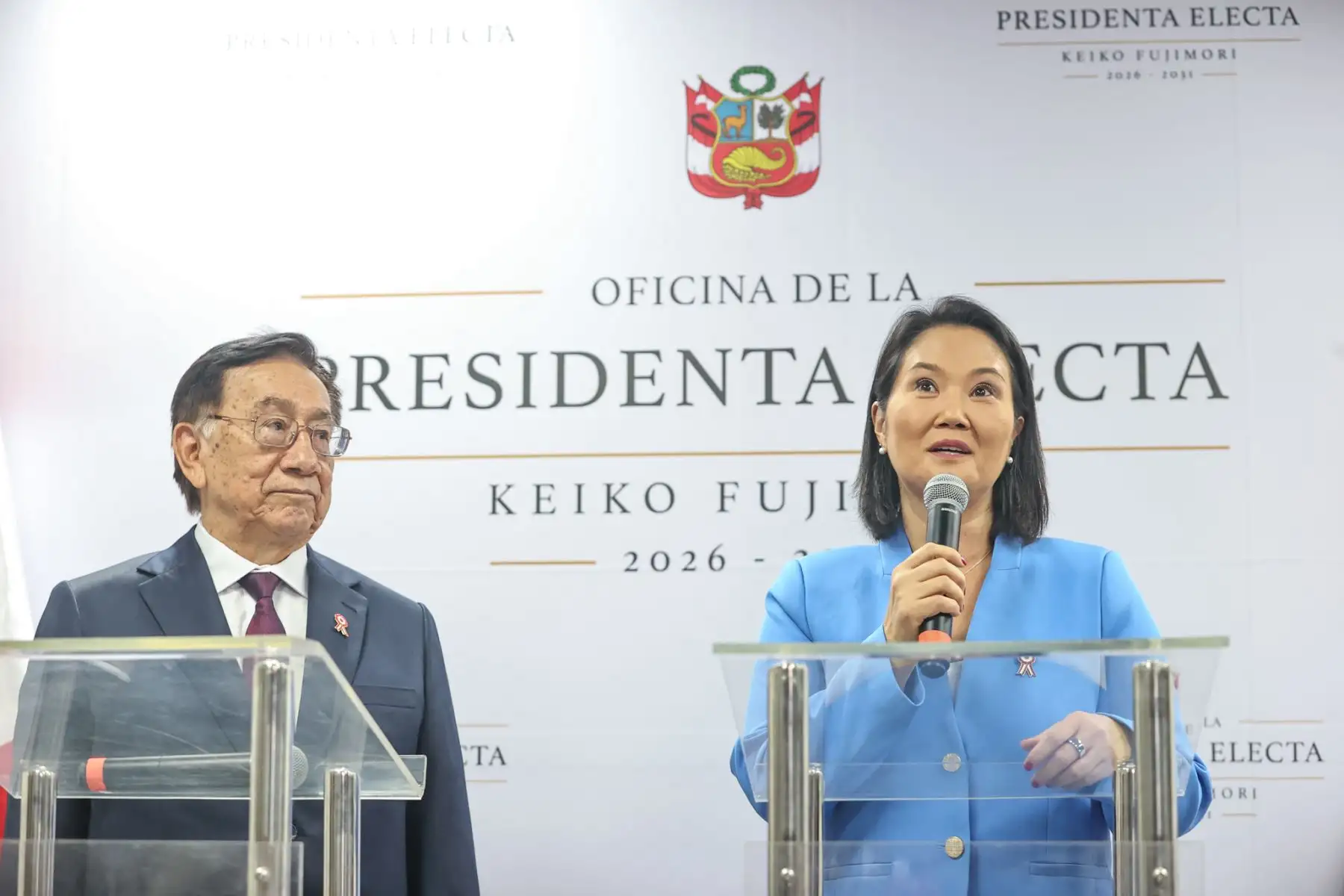 La presidenta electa Keiko Fujimori Higuchi y el actual presidente José María Balcázar se reunieron esta mañana. Foto: ANDINA/ Juan Carlos Guzmán