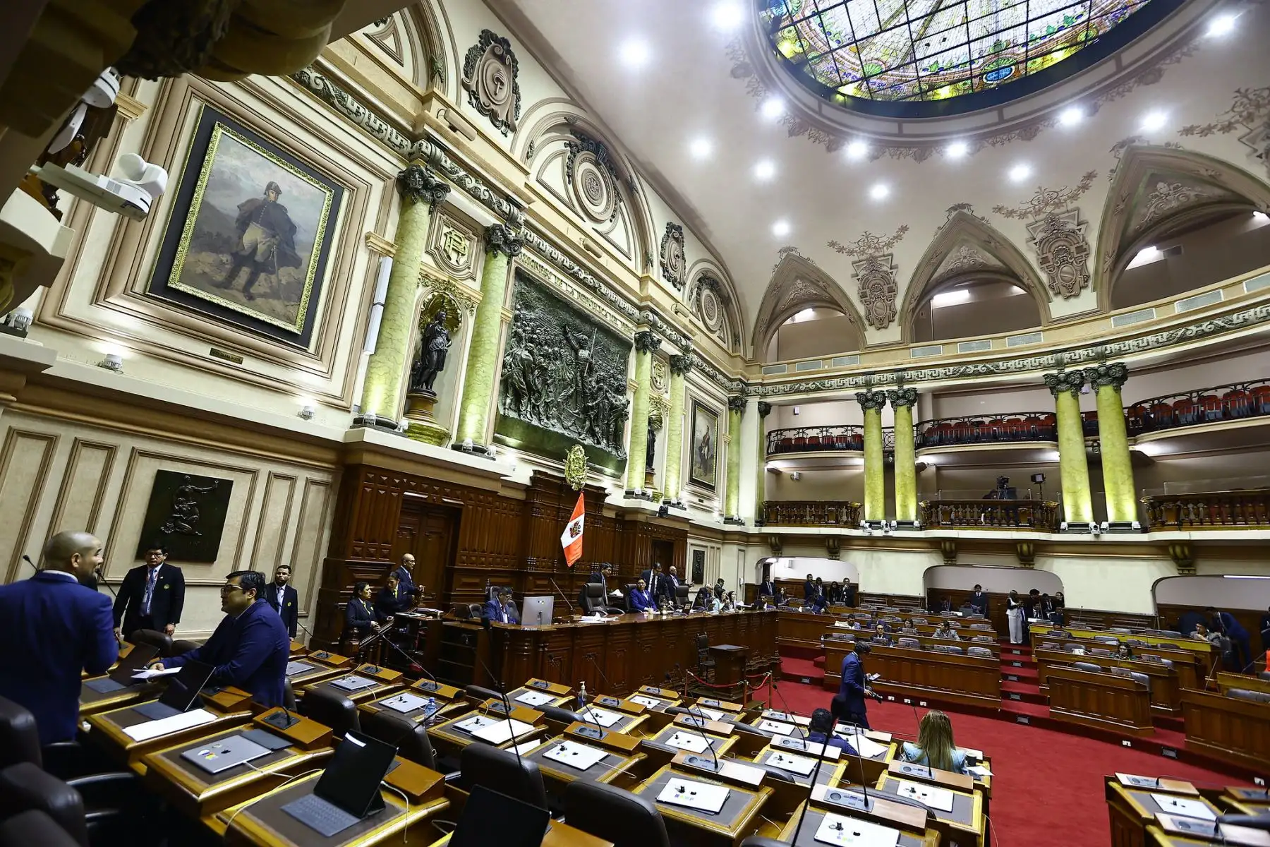 Congreso: Comisión Permanente continuará mañana con debate de créditos suplementarios