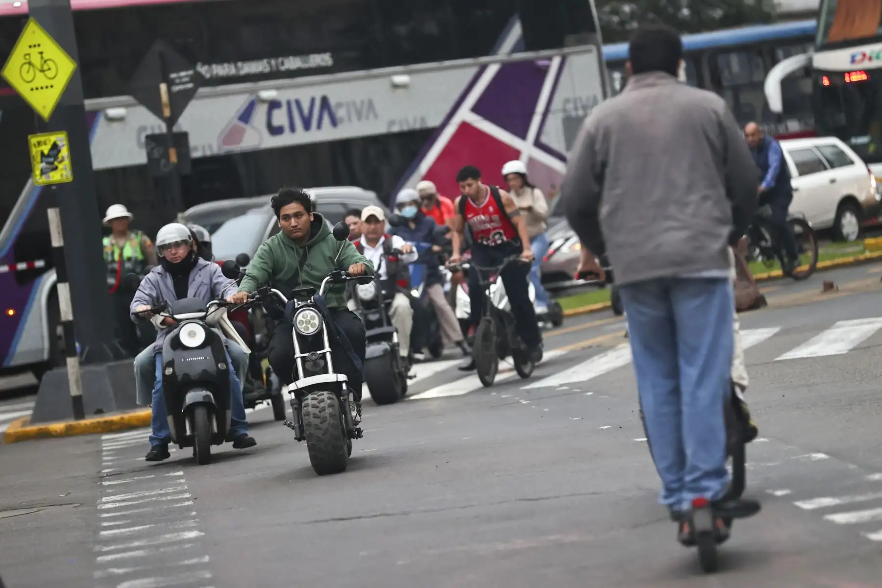 Autoridades impulsan la formalización de motos eléctricas para garantizar un transporte seguro.

Foto: ANDINA/Juan Carlos Guzmán Negrini