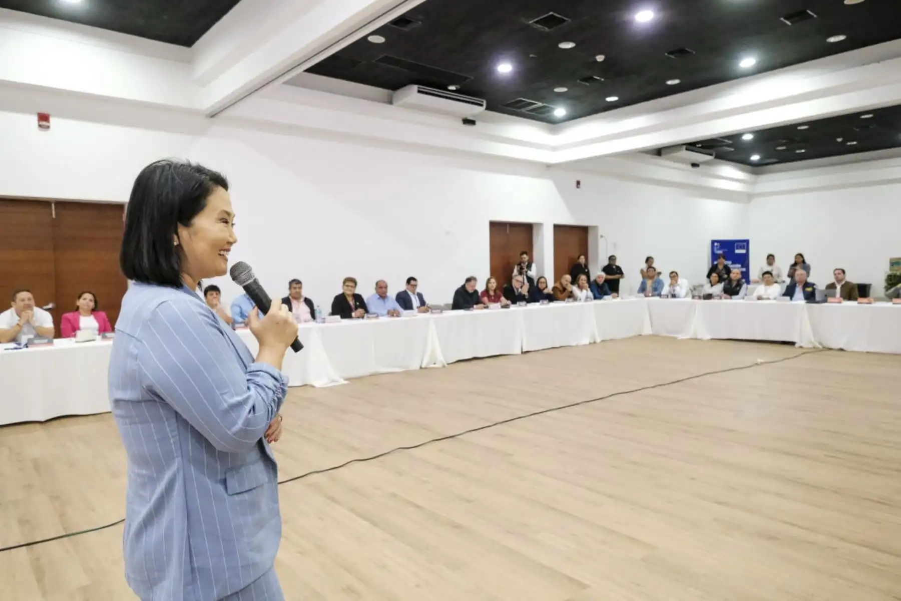 Keiko Fujimori asiste a jornada de inducción de senadores y diputados de Fuerza Popular