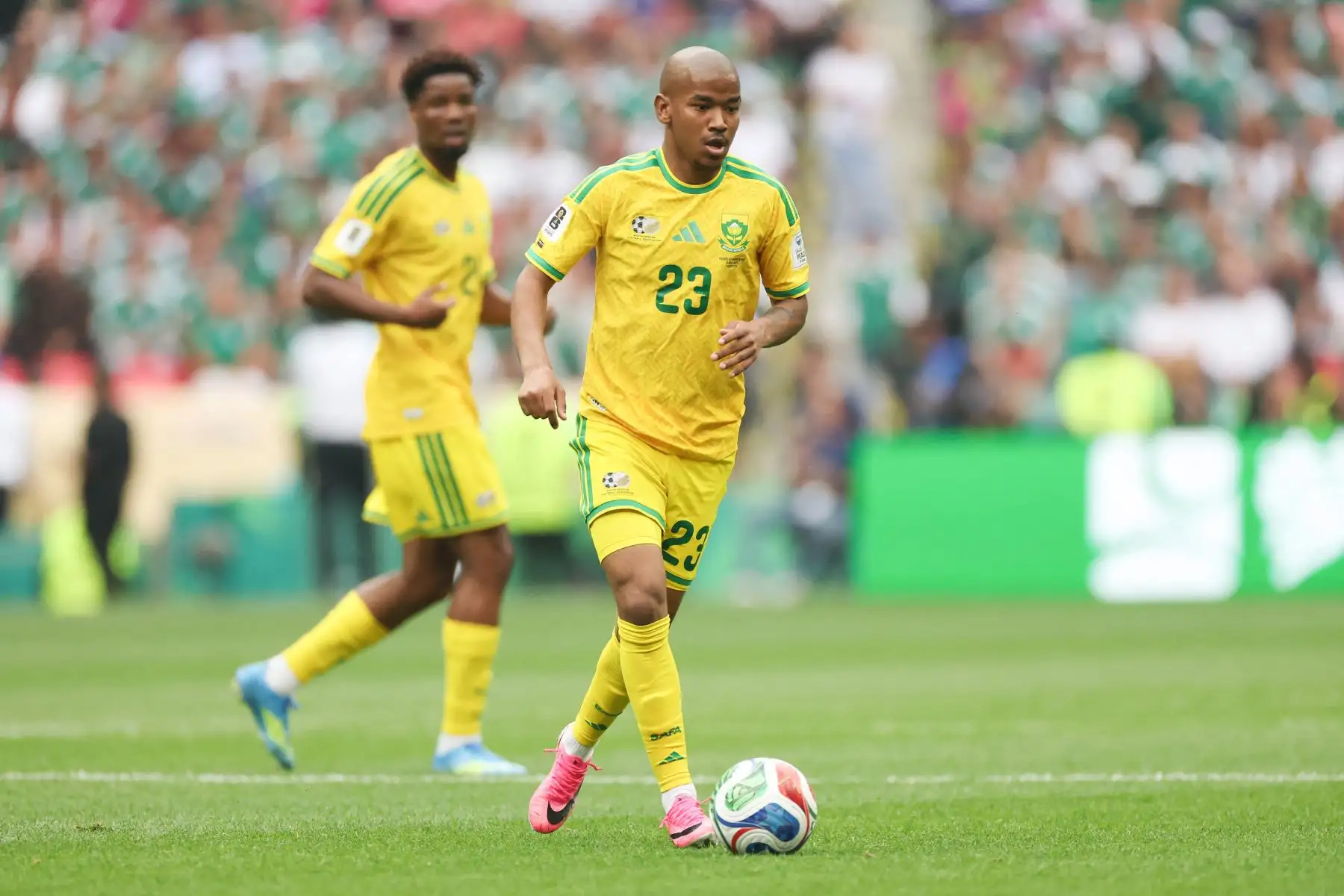 Futbolista Jayden Adams, quien jugó con Sudáfrica en el Mundial 2026, fue hallado muerto