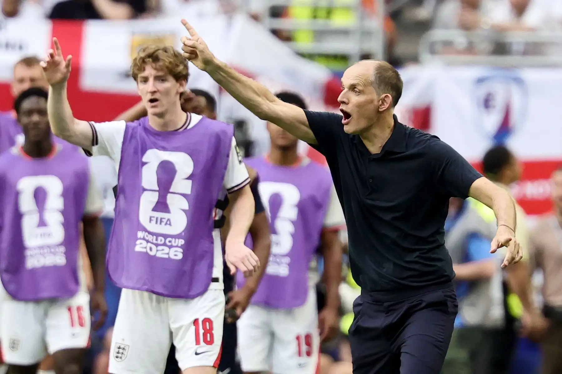 Técnico de Inglaterra no está satisfecho pese a la victoria y Bellingham se molesta