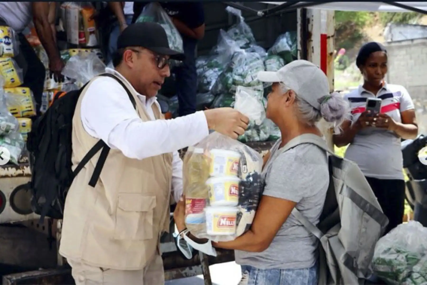 Colegio de Periodistas de Lima recolecta donación para damnificados de Venezuela