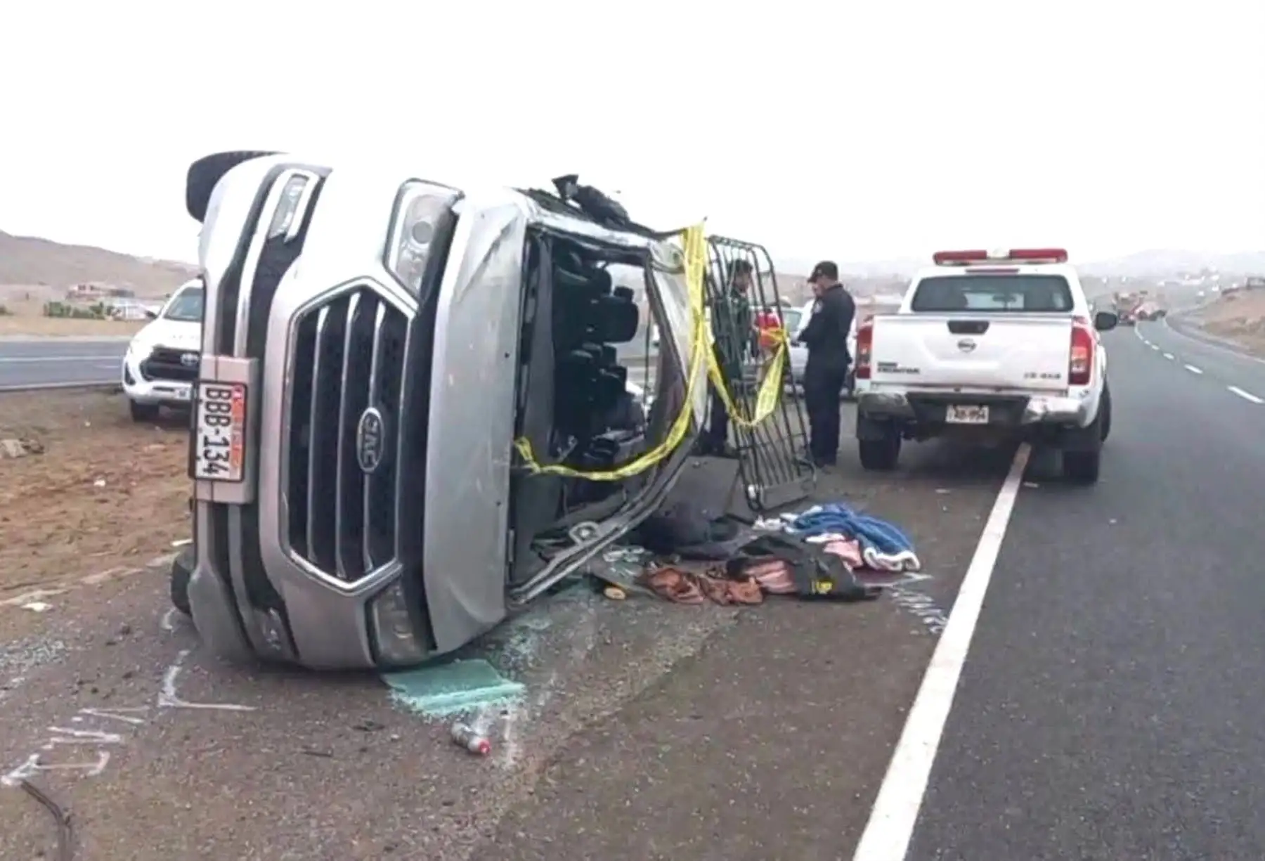 Accidente en la Panamericana Norte: un fallecido deja el despiste de una miniván en Huacho