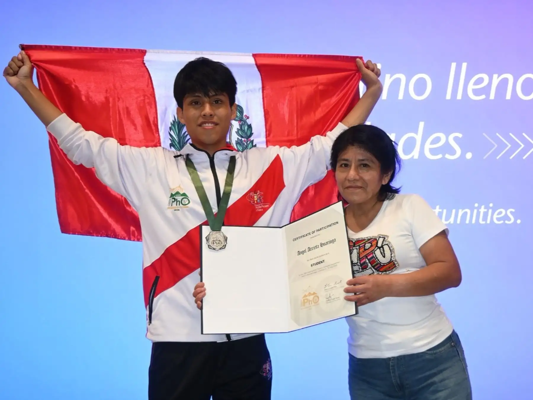 Perú gana medalla de plata en debut en Olimpiada Mundial de Física