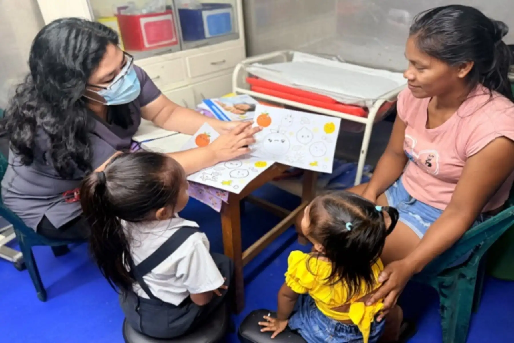 Loreto: INSN San Borja acerca salud pediátrica de alta complejidad a bordo de la PIAS Napo