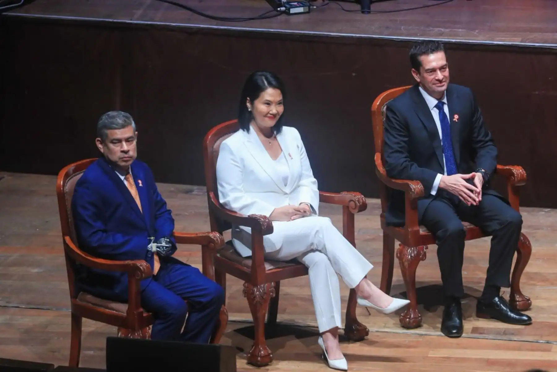 El Jurado Nacional de Elecciones (JNE) entrega a Keiko Fujimori sus credenciales como presidenta electa de la República para el periodo 2026-2031, en una sesión solemne efectuada en el Gran Teatro Nacional, ubicado en el distrito de San Borja. Foto: ANDINA/Ricardo Cuba