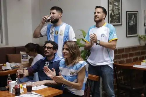 Mundial 2026: Argentina VS Inglaterra, expectativa y tensión entre hinchas en Lima