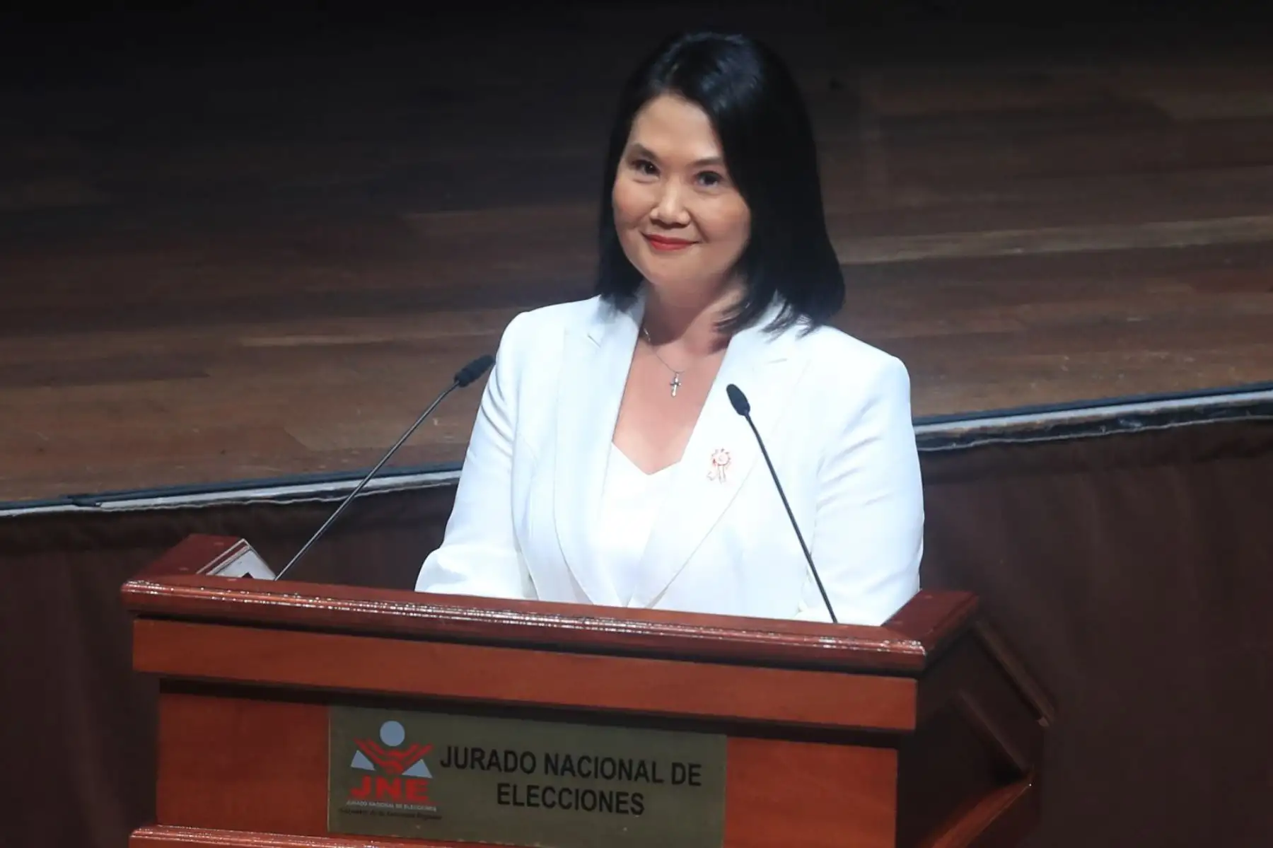 Keiko Fujimori: nos ponemos a disposición para que visita del papa sea exitosa