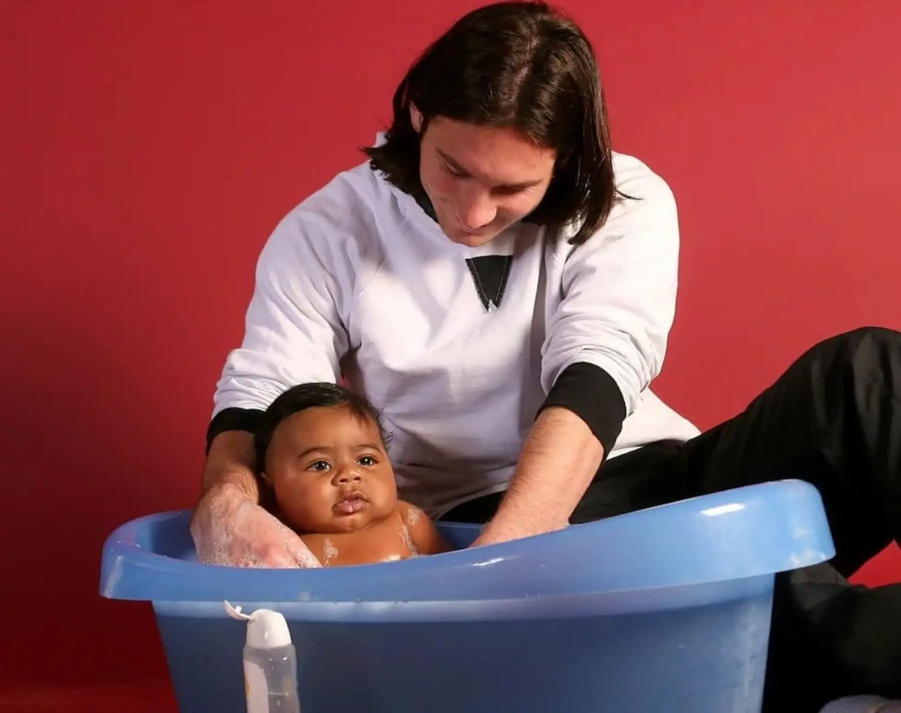 Lamine Yamal cumple sueño y jugará final contra Messi casi 19 años después de icónica foto