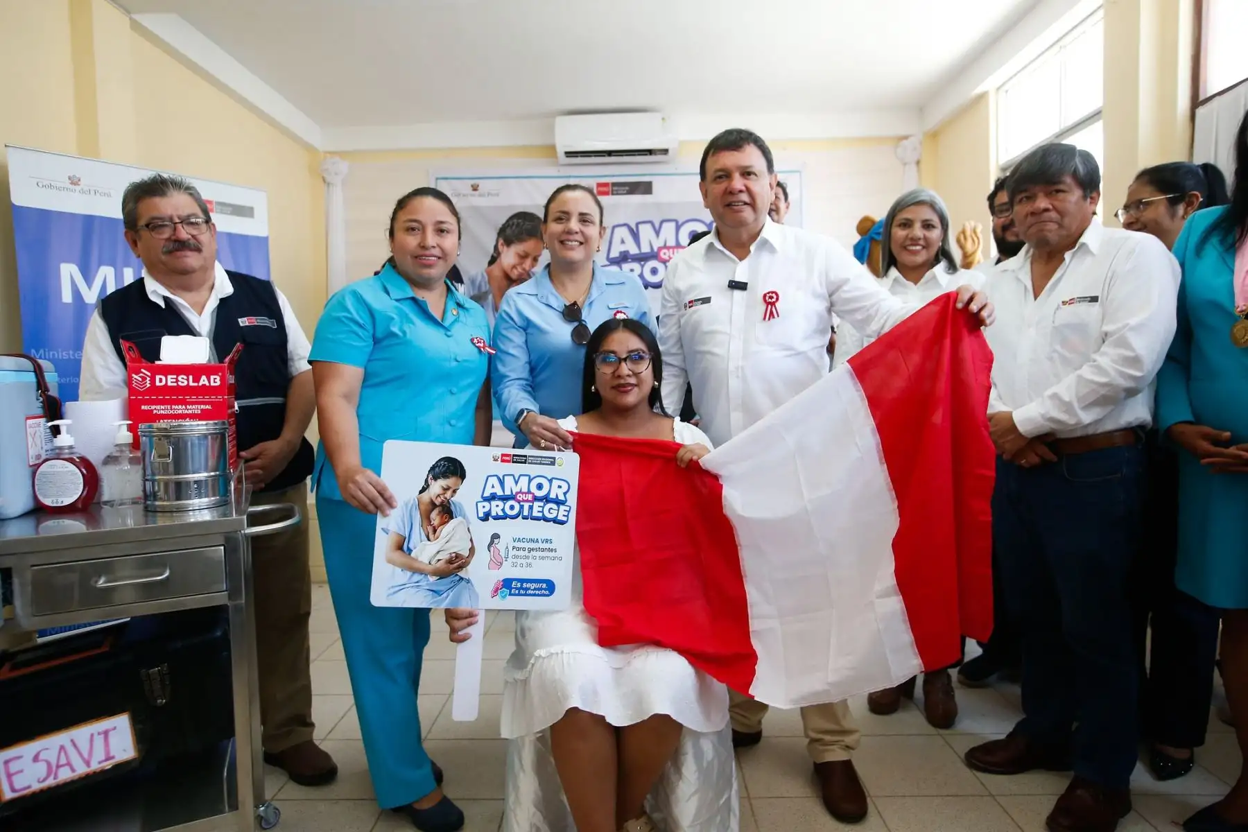 Tumbes: inician vacunación contra el virus respiratorio sincitial para proteger gestantes