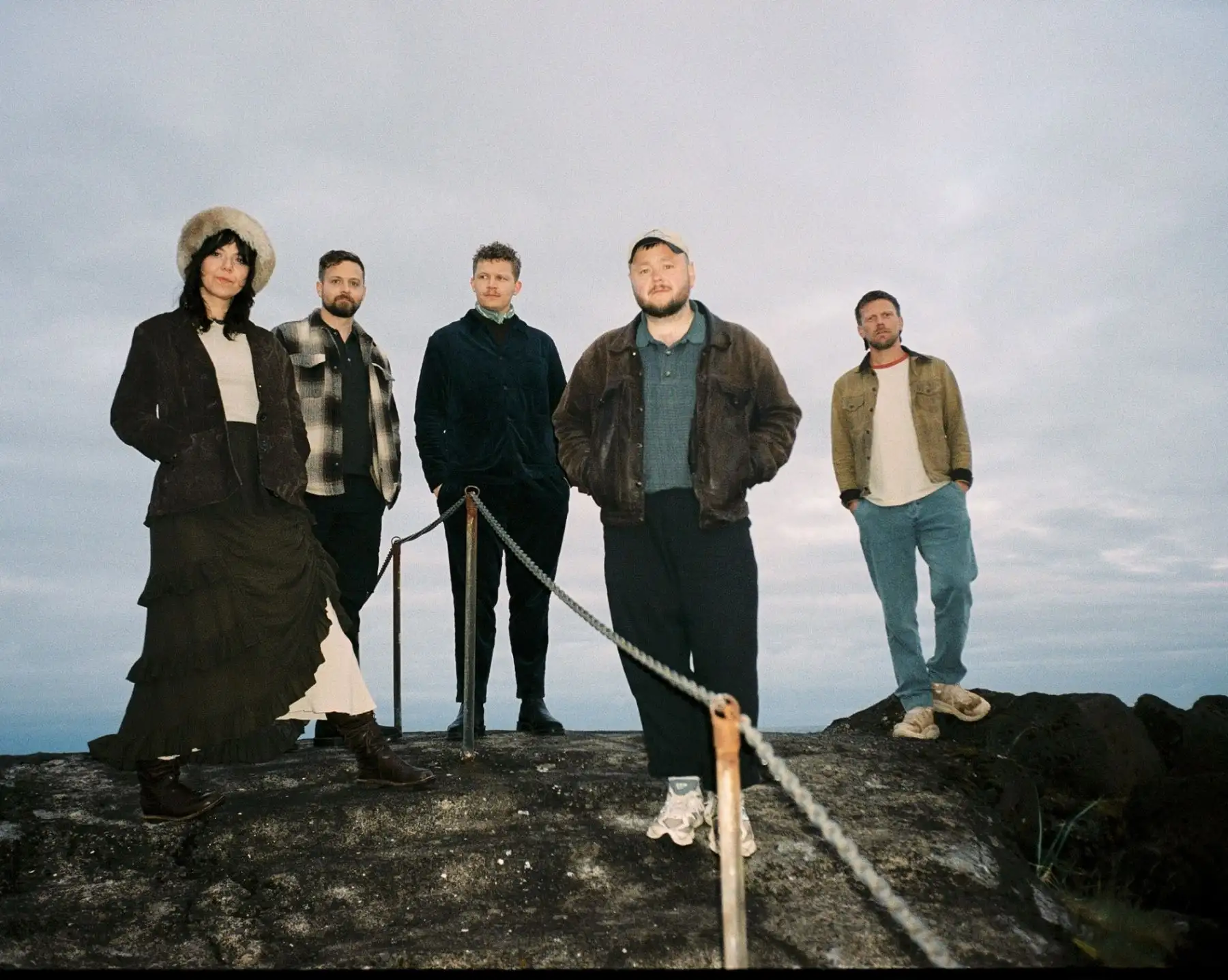 New Order, Of Monsters and Men, Bandalos Chinos y American Football en el VMF 2026